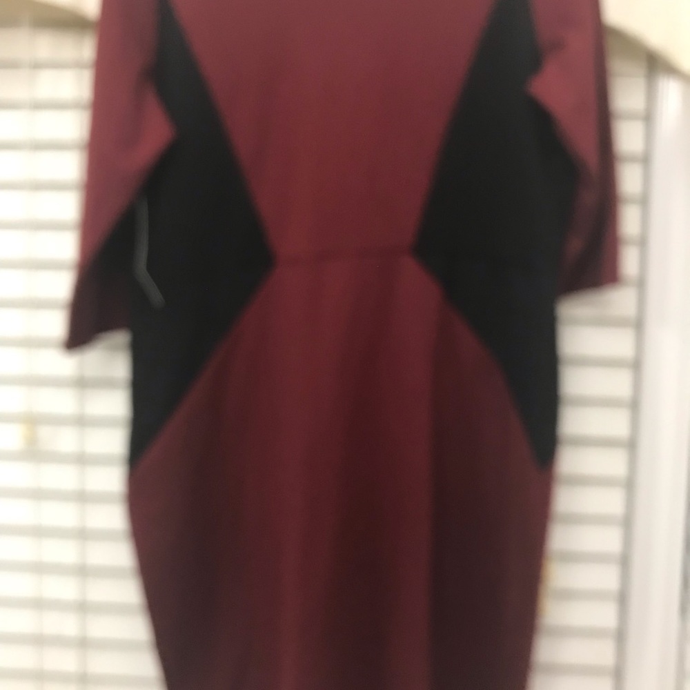 Dress - Picture 4 of 6